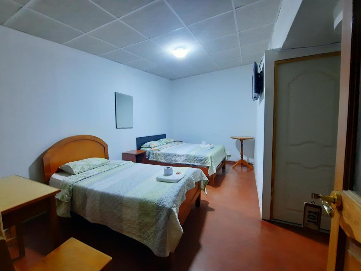 Hostal Dulzura Caraz Exteriér fotografie